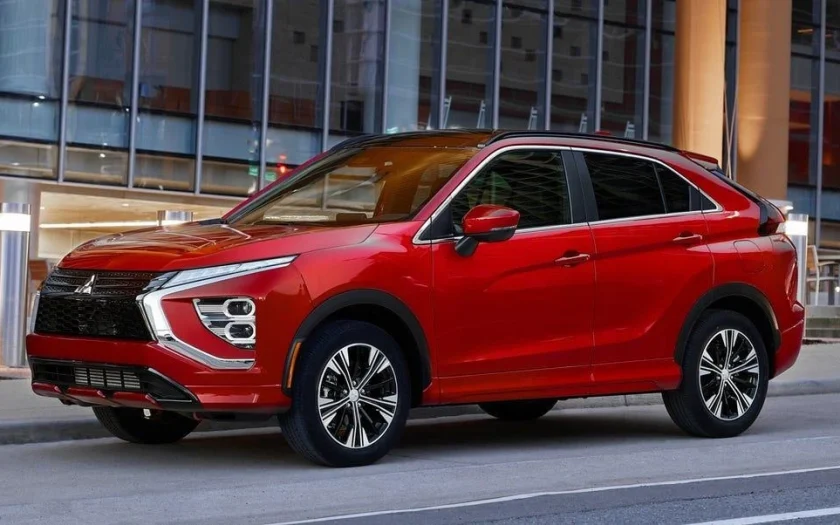 Купе-кросовер, який зміг поєднати стиль та практичність – Mitsubishi Eclipse Cross.