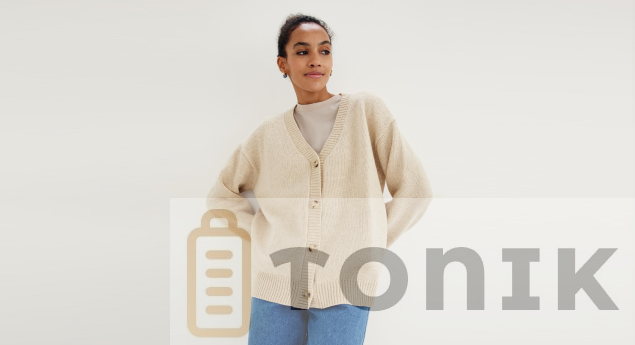 Літні жіночі кардигани: чому вони потрібні навіть у спеку і як їх носити